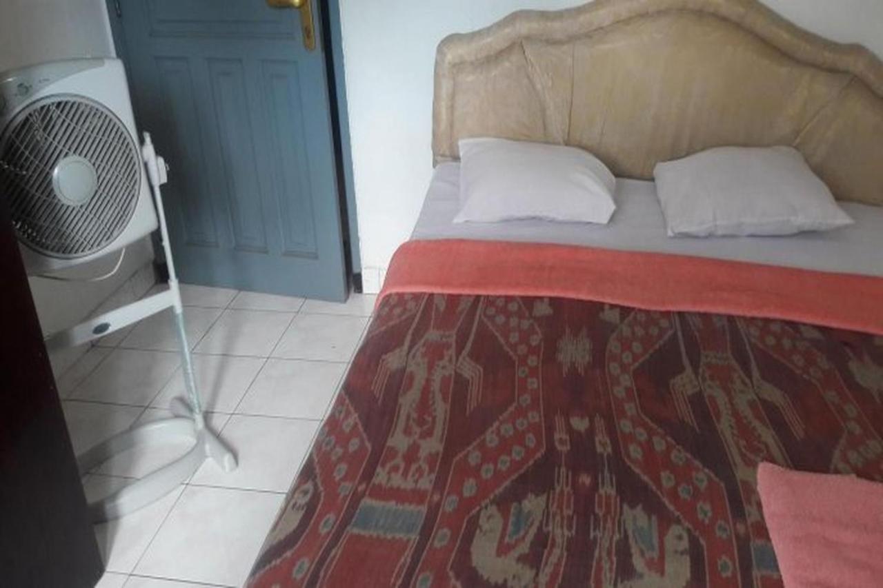 Hotel Airlangga Ματαράμ Εξωτερικό φωτογραφία